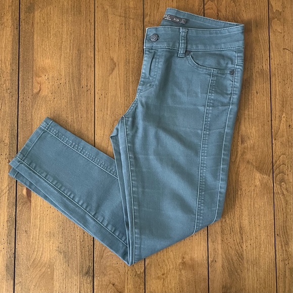 Prana Carlotta Cropped Jeans (Size 6 / 28) - Picture 1 of 10